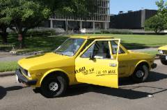 2006_ArtCar_3_Parade 005 
